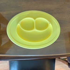 Ez Pz mini mat suction and busy baby suction mat